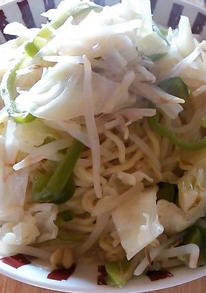 50円でできた♪チャンポン麺ぽいランチ-レシピのメイン写真