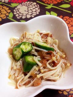 簡単5分 えのきとオクラの梅肉和え-レシピのメイン写真