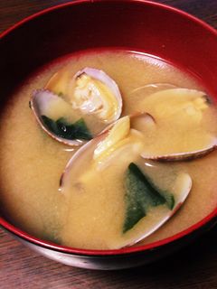 旨味たっぷり!基本のあさりの味噌汁♪-レシピのメイン写真