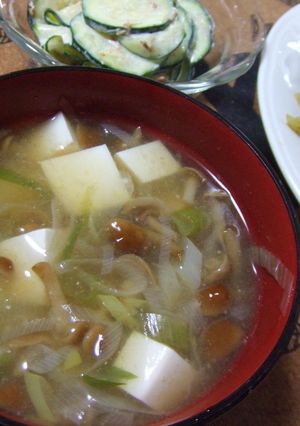 とろりん食感★ナメコと豆腐とねぎの味噌汁-レシピのメイン写真