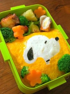 スヌーピーのオムライス*キャラ弁-レシピのメイン写真