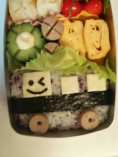 バスのおにぎり弁当☆キャラ弁-レシピのメイン写真