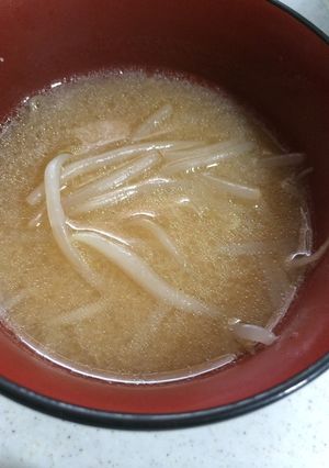 絶品 簡単もやしのお味噌汁-レシピのメイン写真