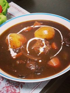 牛スジ肉でホロホロビーフシチュー♡圧力鍋-レシピのメイン写真