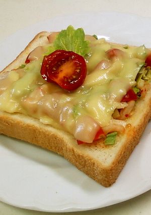 セロリトマトのキムチーズトースト-レシピのメイン写真