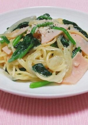 〖ほうれん草とハムのクリームスパゲティ〗-レシピのメイン写真