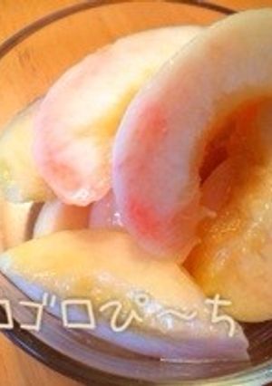 簡単！桃の綺麗な剥き方☆-レシピのメイン写真