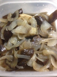茄子と玉葱の煮浸し♪♪♪-レシピのメイン写真