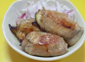 ナスを豚もも薄切り肉で巻いて焼きました-レシピのメイン写真