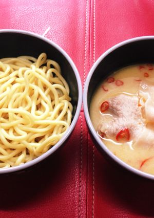 休日のお昼ご飯に♪簡単！豚バラ味噌つけ麺-レシピのメイン写真