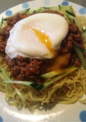 温玉のせジャージャー麺-レシピのメイン写真