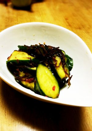 さっぱり！簡単！キュウリの梅塩昆布漬☆-レシピのメイン写真