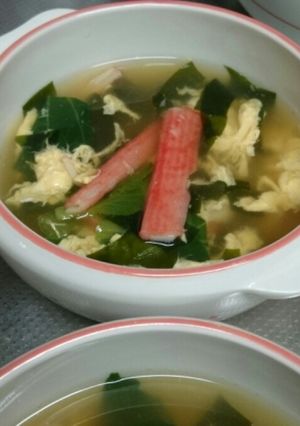 わかめとカニかまの簡単中華風スープ-レシピのメイン写真