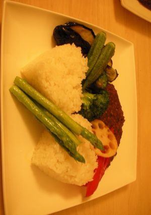 夏野菜いっぱいのキーマカレー-レシピのメイン写真