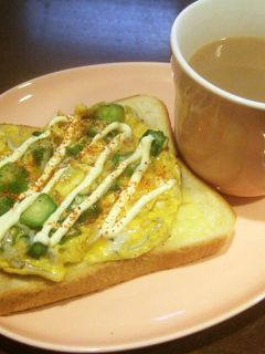 和風スクランブルエッグのチーズトースト-レシピのメイン写真