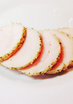 簡単！鶏胸肉でハム-レシピのメイン写真