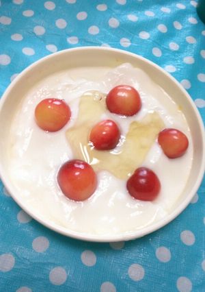 さくらんぼヨーグルト-レシピのメイン写真