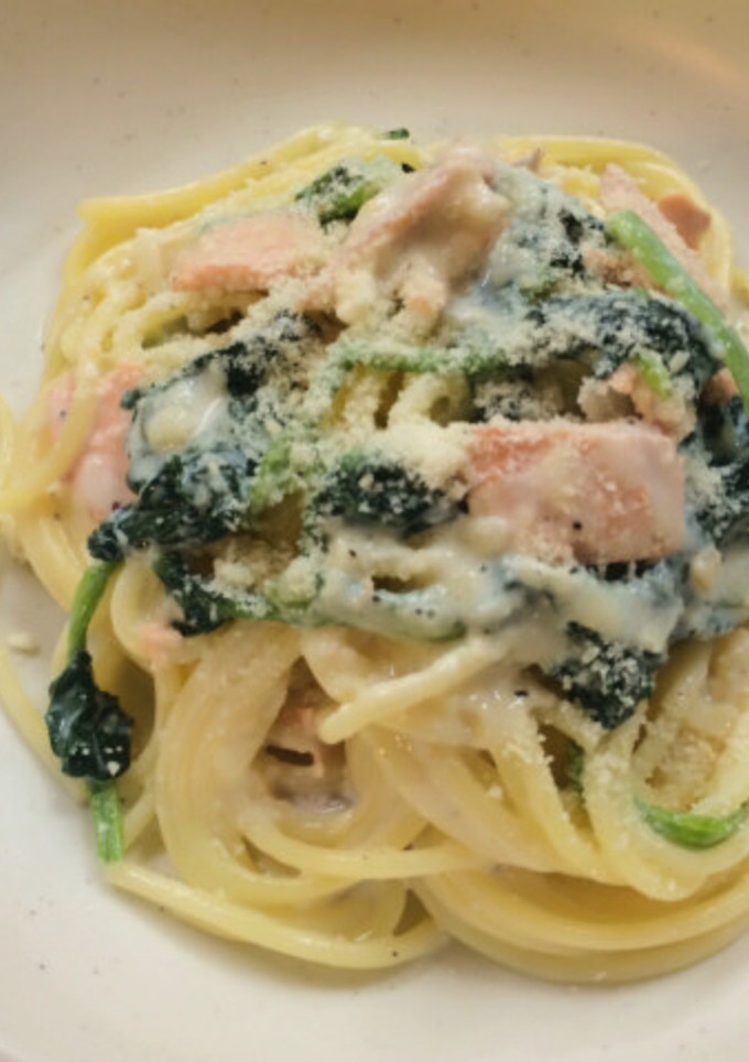 【パスタ】鮭とほうれん草のクリームソース-レシピのメイン写真