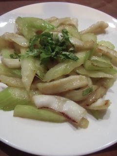 中華風、いかとセロリの炒め物-レシピのメイン写真