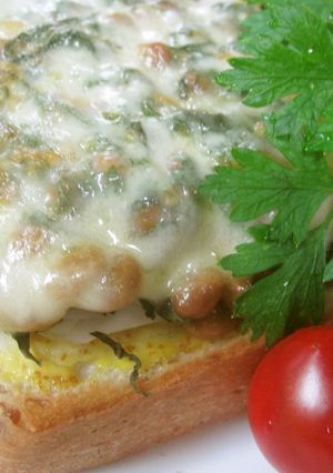 納豆ピザトースト-レシピのメイン写真