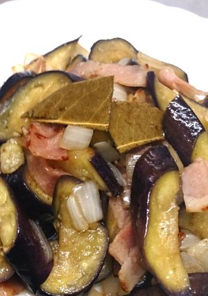 油を吸いにくい☆ヘルシーなす炒め-レシピのメイン写真