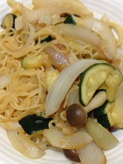 ズッキーニとたまねぎときのこの和風パスタ-レシピのメイン写真
