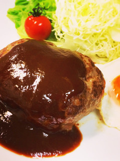 材料シンプル☆我が家のハンバーグ-レシピのメイン写真