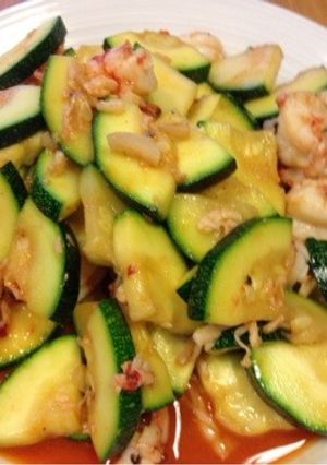 ズッキーニと海老のバター醤油炒め-レシピのメイン写真