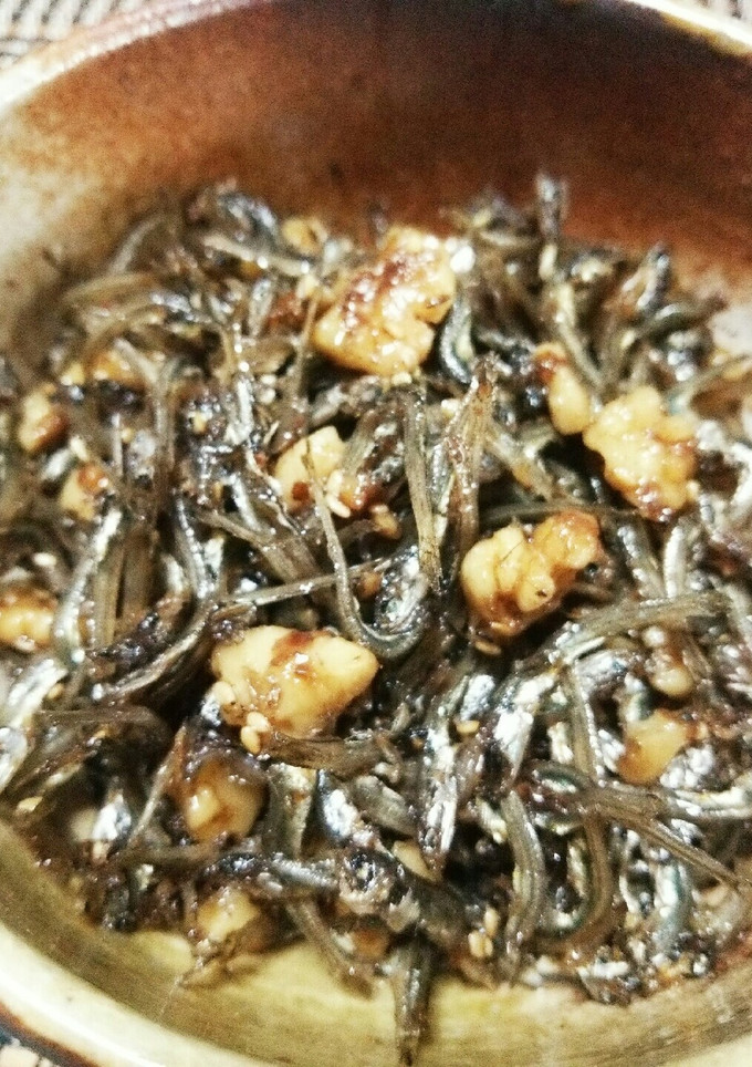 くるみと小魚の甘辛炒め(田作り風)-レシピのメイン写真