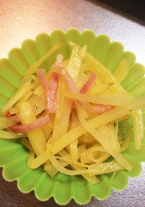 細切りジャガイモのバター炒めベーコン入り-レシピのメイン写真