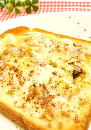 ❀チーズはちみつミューズリー❀トースト❀-レシピのメイン写真