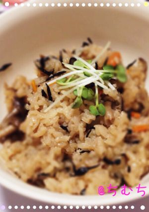 分量簡単！ひじき入り炊き込みご飯-レシピのメイン写真