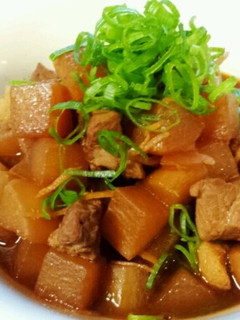 大根と豚肉の赤味噌煮♪-レシピのメイン写真