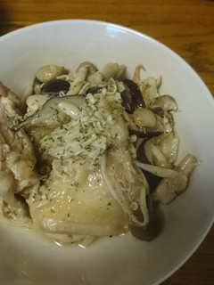 きのこと鶏モモ肉の煮込み-レシピのメイン写真