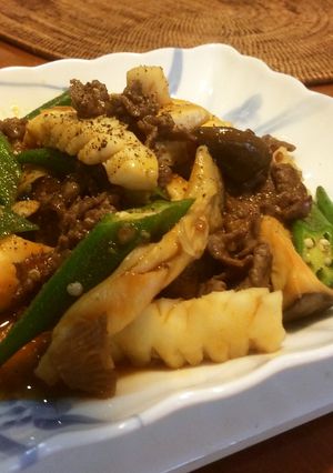 牛肉とイカのピリ辛炒め-レシピのメイン写真