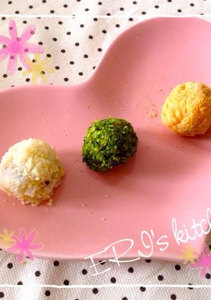 手づかみ離乳食♡ふりふりおにぎりボール-レシピのメイン写真