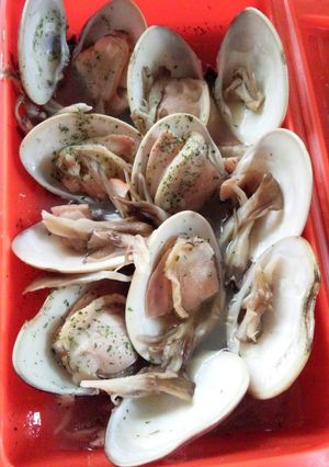ルクエde♡蛤と舞茸の洋風バター酒蒸し-レシピのメイン写真