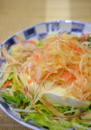 亜麻仁油健康玉葱ドレッシングで豆腐サラダ-レシピのメイン写真