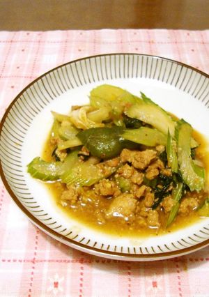 ひき肉とセロリの麻婆炒め-レシピのメイン写真