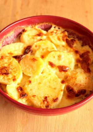 簡単。生クリームだけのポテトグラタン-レシピのメイン写真