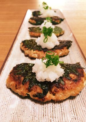 鰯のつみれ ミニハンバーグ~大葉包み焼~-レシピのメイン写真