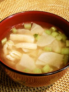 我が家の味噌汁♡大根と油揚げ-レシピのメイン写真