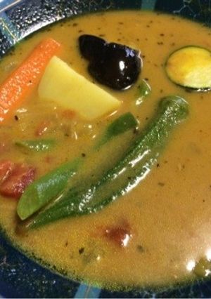 夏野菜のココナッツスープカレー-レシピのメイン写真