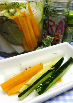 かんたん酢で作る簡単ピクルス(酢漬け)-レシピのメイン写真
