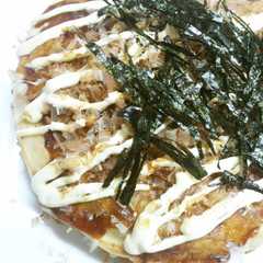 รูปของ 小麦粉と卵でふわふわお好み焼き