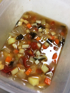野菜の冷製コンソメスープ´ω`)ノ-レシピのメイン写真