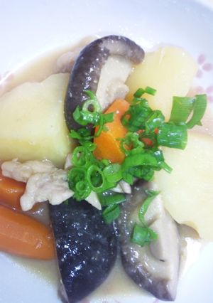 鶏肉とじゃがいもの味噌煮込み-レシピのメイン写真