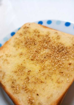 ほんのり甘い★セサミトースト-レシピのメイン写真