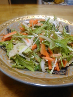 しいたけ、たまねぎ、水菜のごまサラダ-レシピのメイン写真