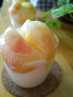 白桃ジュレと生クリームヨーグルト-レシピのメイン写真
